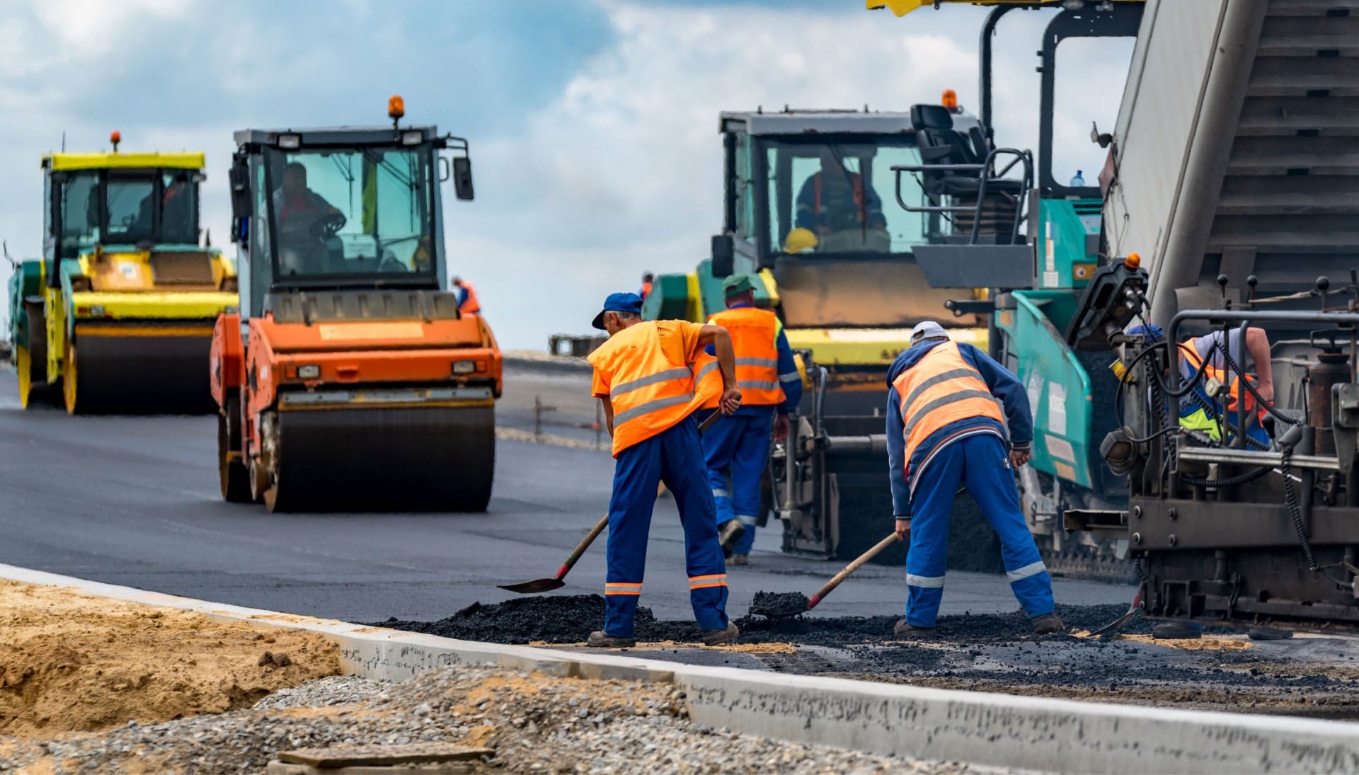 Reliable asphalt construction services in Lehigh Valley, PA for various projects.